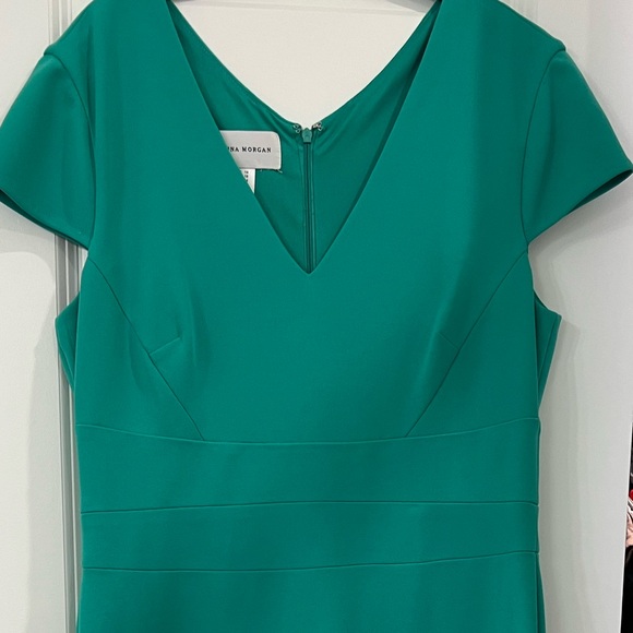 Donna Morgan Green Sheath Dress - Picture 3 of 3